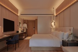 Room & Suite