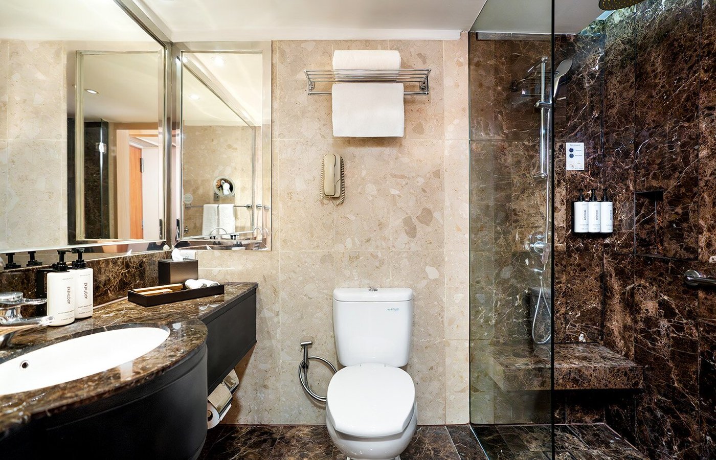 Hilton Singapore by null