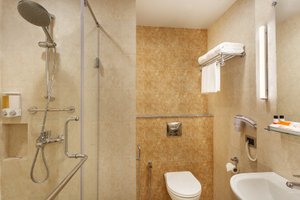 Room & Suite