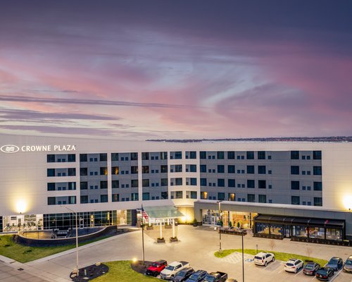 CROWNE PLAZA KEARNEY, AN IHG HOTEL - Prices & Reviews (NE)