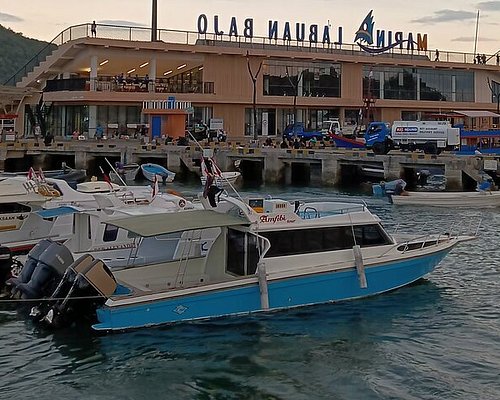 komodo boat tour review