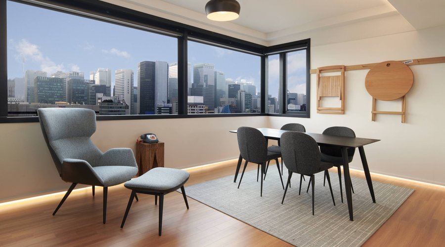 Suite Living Area