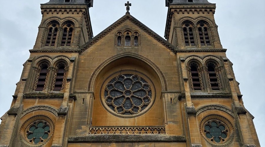 Église Saint-Rémi - 샤르빌-메지에르 - Église Saint-Rémi의 리뷰 - 트립어드바이저