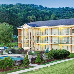 Days Inn Jellico - Tennessee State Line