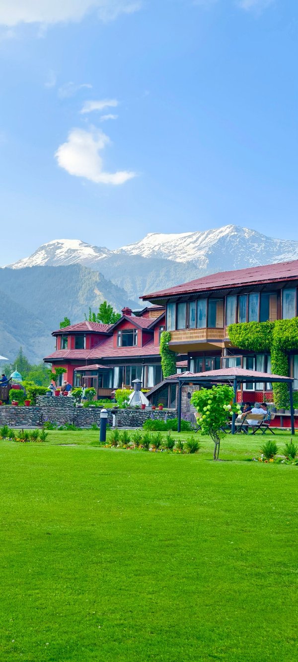 PAHALGAM HOTEL (Kashmir) - Hotel Reviews, Photos, Rate Comparison -  Tripadvisor