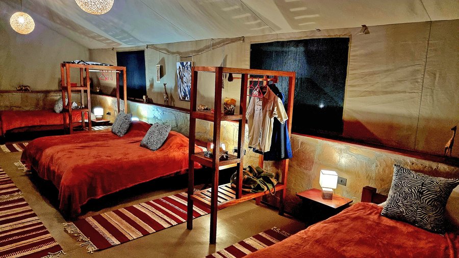 Family Deluxe Tent for 4 persons