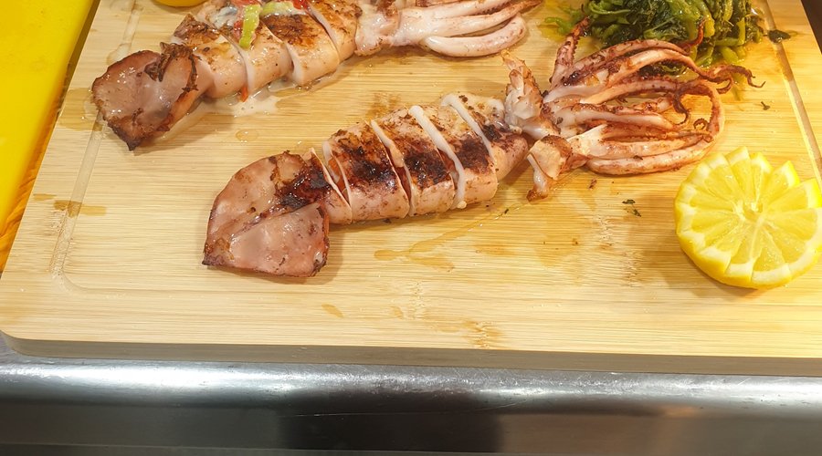 Grilled calamari 