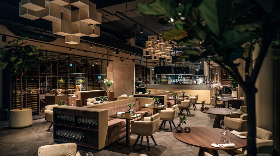 Restaurant Showw image 1 - Full view