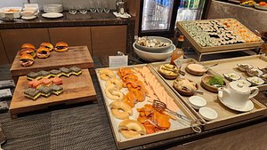 Incredible executive lounge hors d’oeuvres choices
