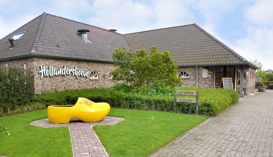 De ingang van ons mooie restaurant.