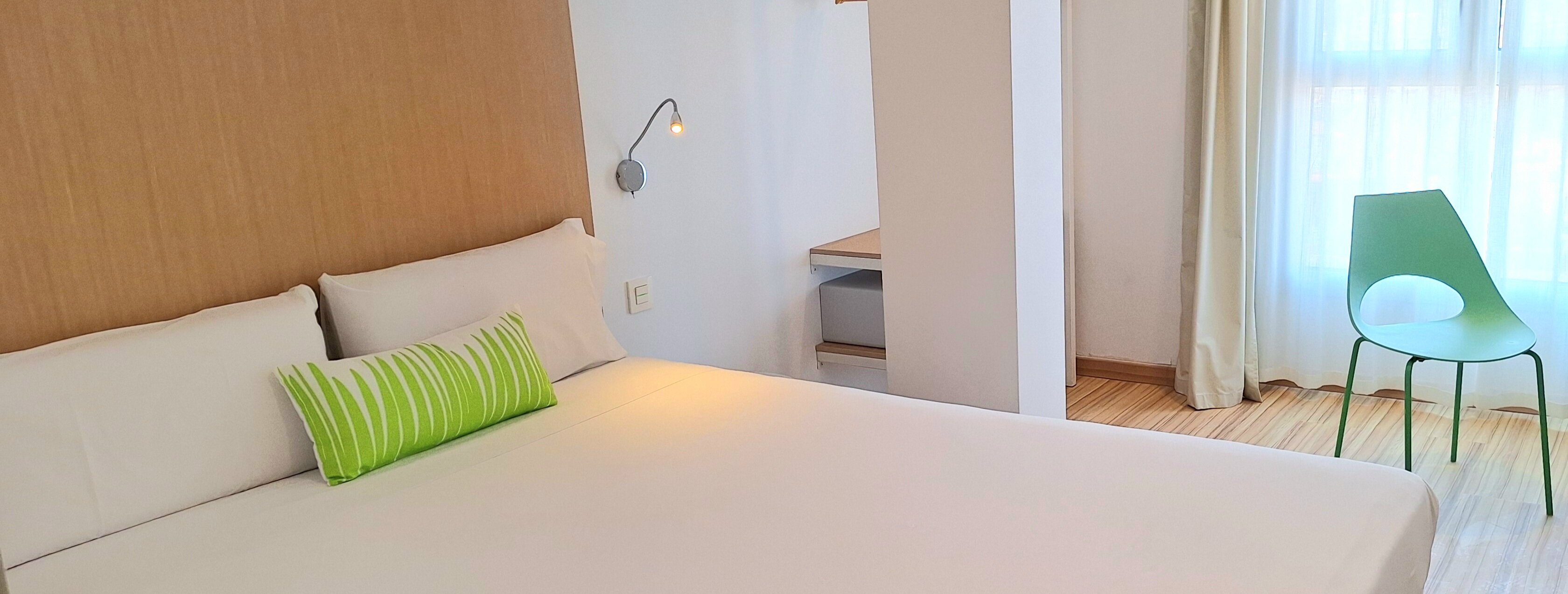 SMARTROOM BARCELONA - Updated 2024 Prices & Hotel Reviews (Catalonia)