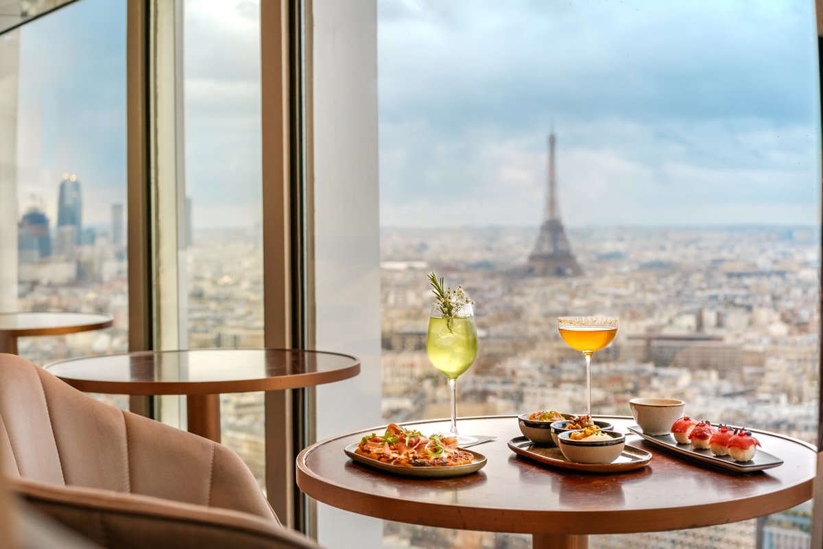 Windo Skybar - Hyatt Regency Paris Etoile, Париж - фото ресторана -  Tripadvisor