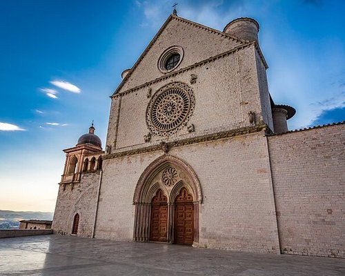 assisi wine tour