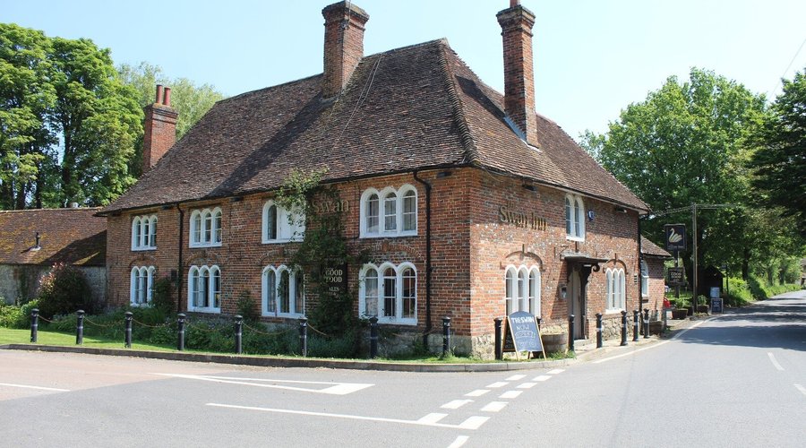 The Swan @ Little Chart