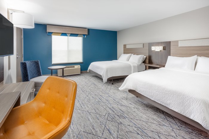 HOLIDAY INN EXPRESS KEARNEY, AN IHG HOTEL $147 ($̶1̶5̶9̶) - Prices ...