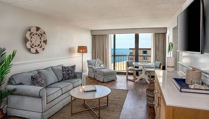 Premium Ocean View Horizon Suite