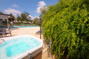 Piscina y playa