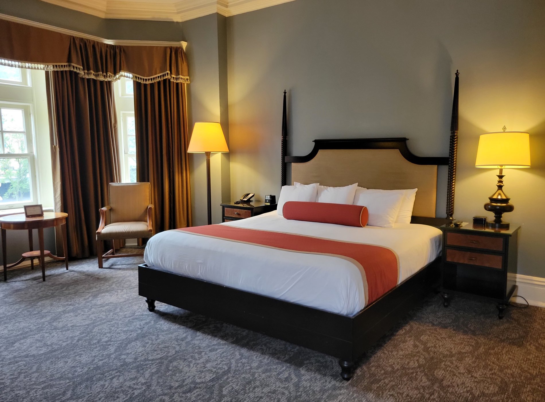 The Mansions On Fifth Luxury Hotel by null