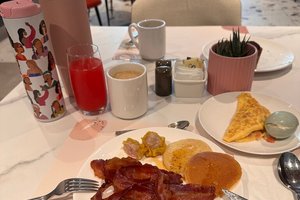 餐飲