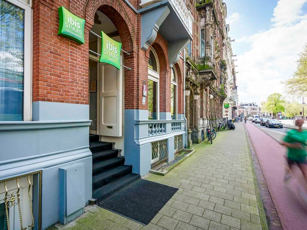 Review Really Really hot air conditioned rooms Sir Adam Hotel Amsterdam Tripadvisor