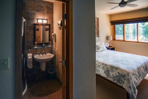 Room & Suite