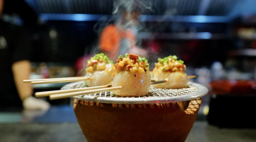 Bon Pan Asian Tapas, the best Patong beach restaurant in Phuket: A warm and cozy tapas izakaya serving the very best Asian comfort food