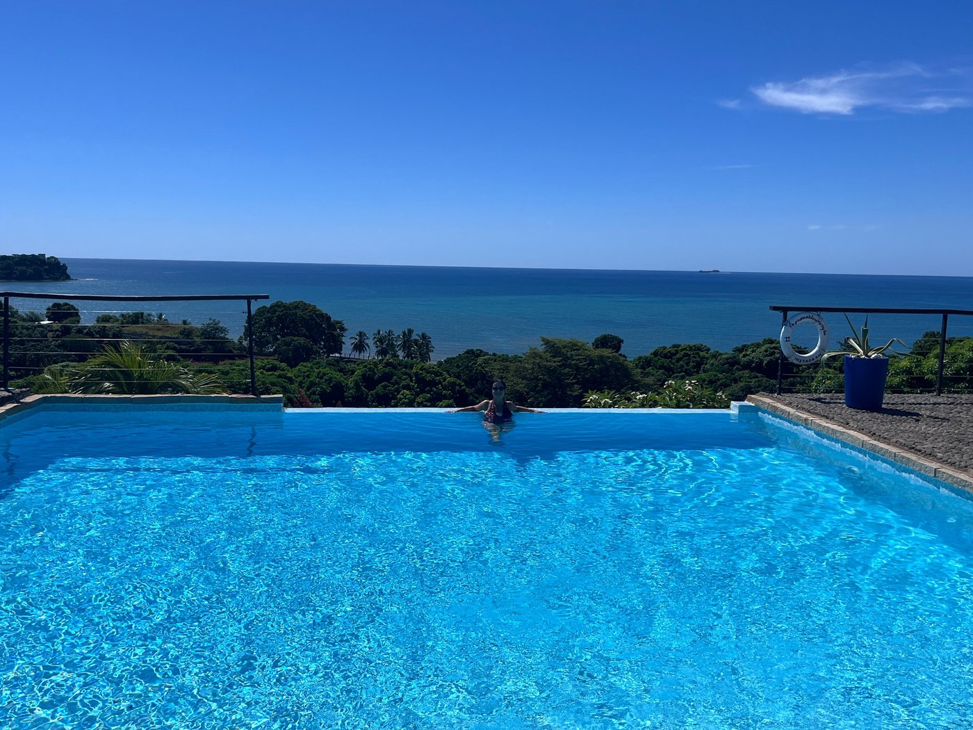 Le Grand Bleu Pool: Pictures & Reviews - Tripadvisor