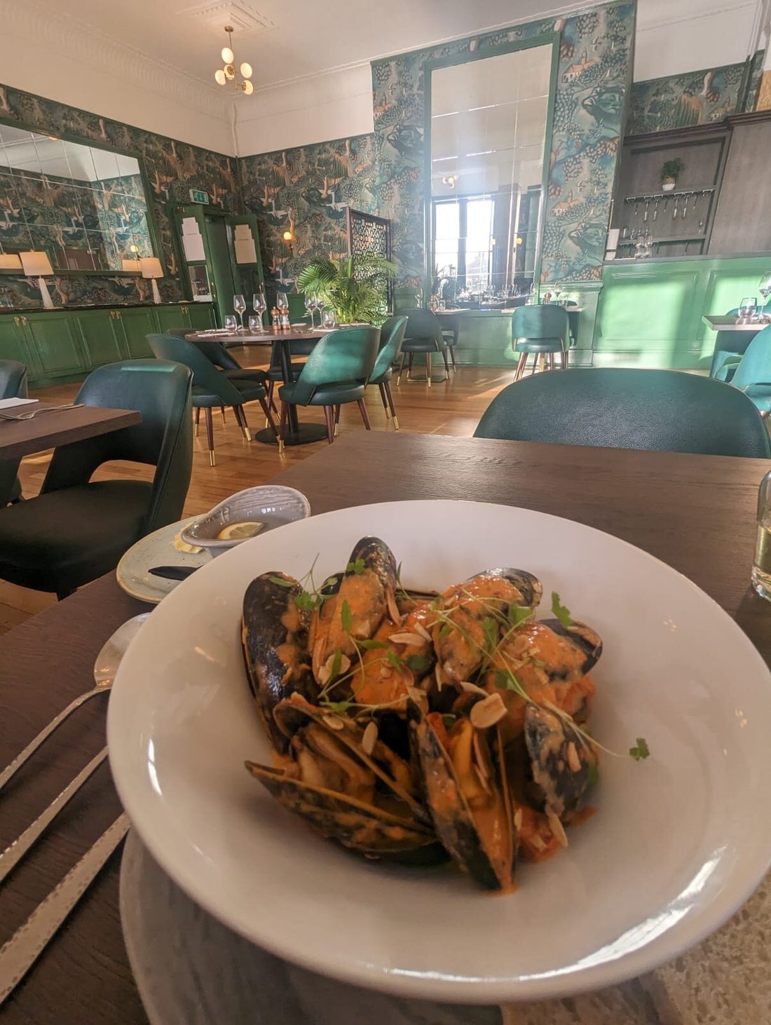 OBAN BRASSERIE - Restaurant Reviews, Photos & Phone Number - Tripadvisor