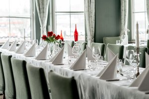 Forretningssenter og tilstelningslokaler