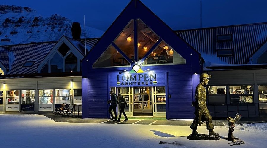 Restauranten har fin utsikt fra andre etasje