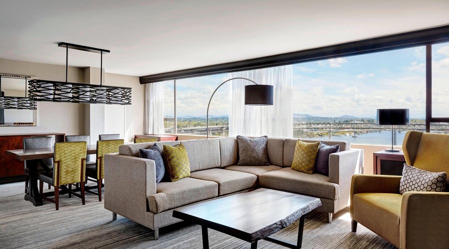 Executive Suite - Living Area