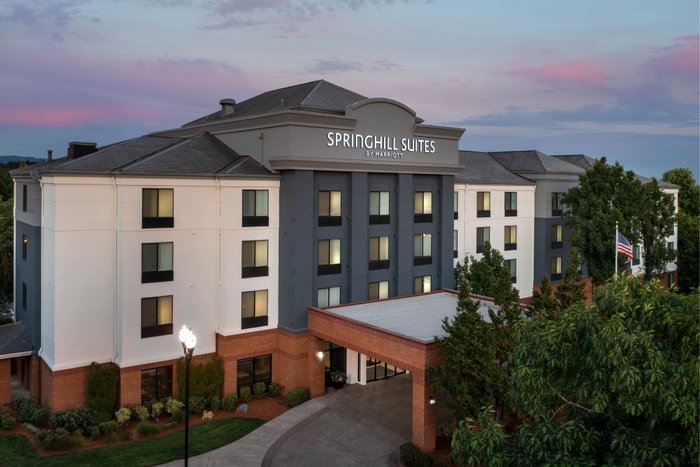 SpringHill Suites by Marriott Portland Hillsboro – Kochnische: Fotos ...