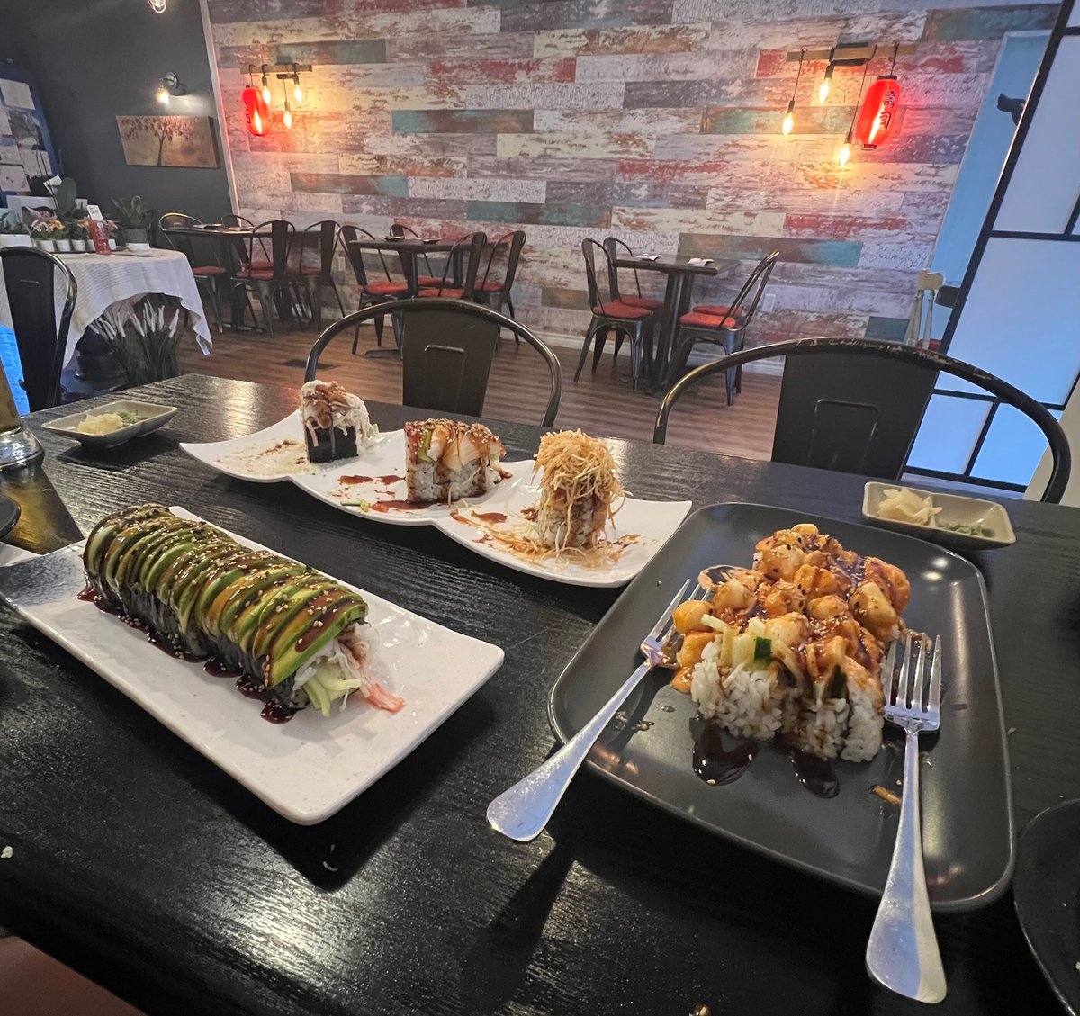 YUKIHANA SUSHI, Smiths Falls - Fotos, Número de Teléfono y Restaurante ...