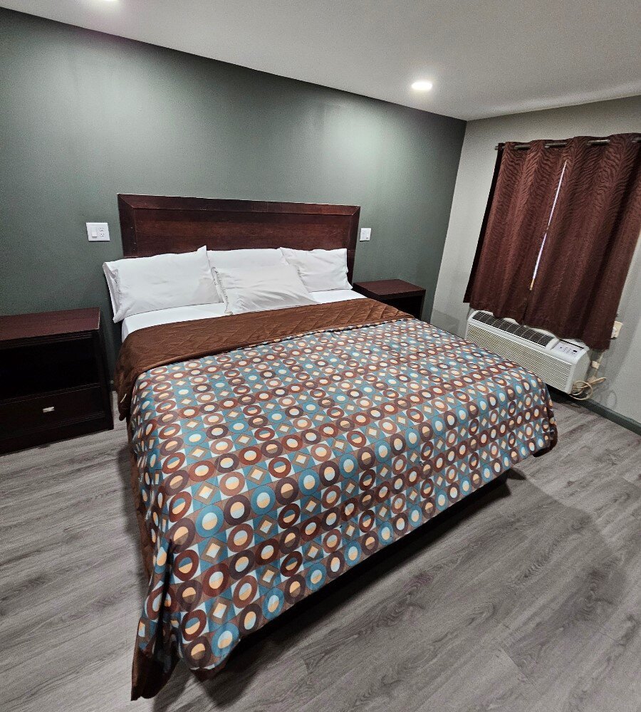 RED CARPET INN GARFIELD HEIGHTS - Prices & Lodging Reviews (OH)