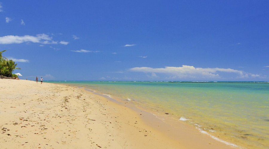 Praia de Araçaípe em Arraial D'Ajuda