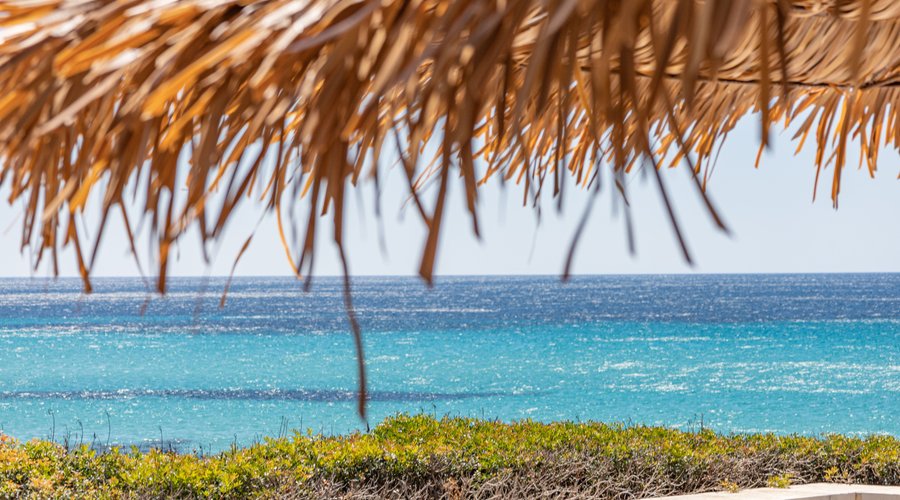 Vistas a la playa de Santo Tomás
