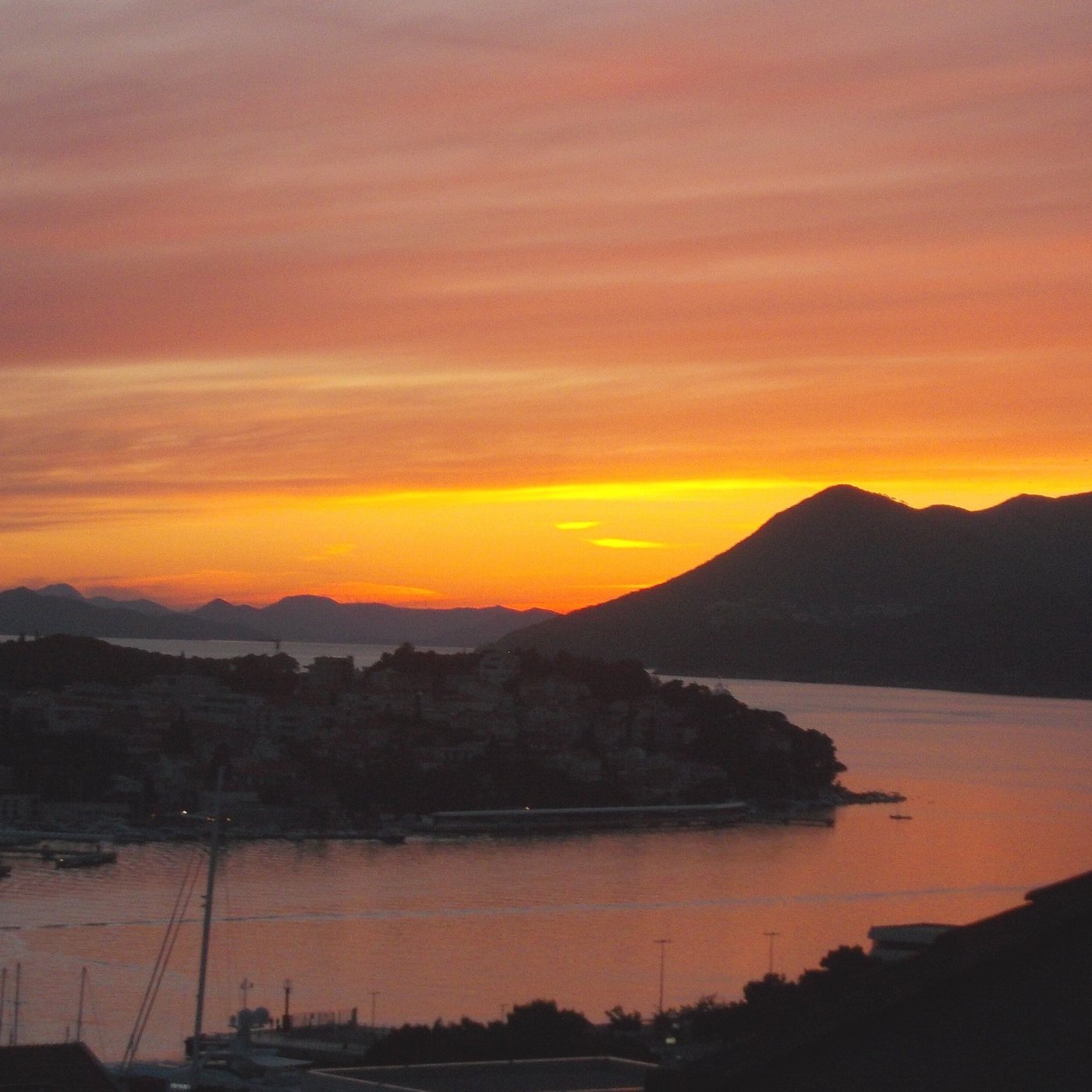 S&L GUESTHOUSE - Prices & Guest house Reviews (Dubrovnik, Croatia) S&L GUESTHOUSE - Prices &  Guest house Reviews (Dubrovnik... 