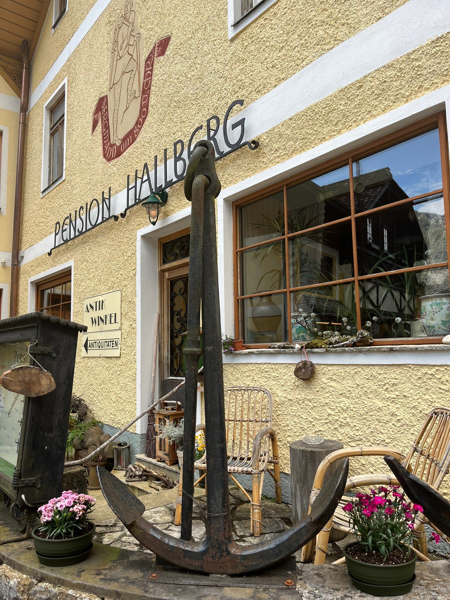 PENSION HALLBERG - Prices & B&B Reviews (Hallstatt, Austria) PENSION HALLBERG - Prices & B&B Reviews (Hallstatt, Austria)