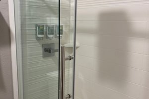 Room & Suite