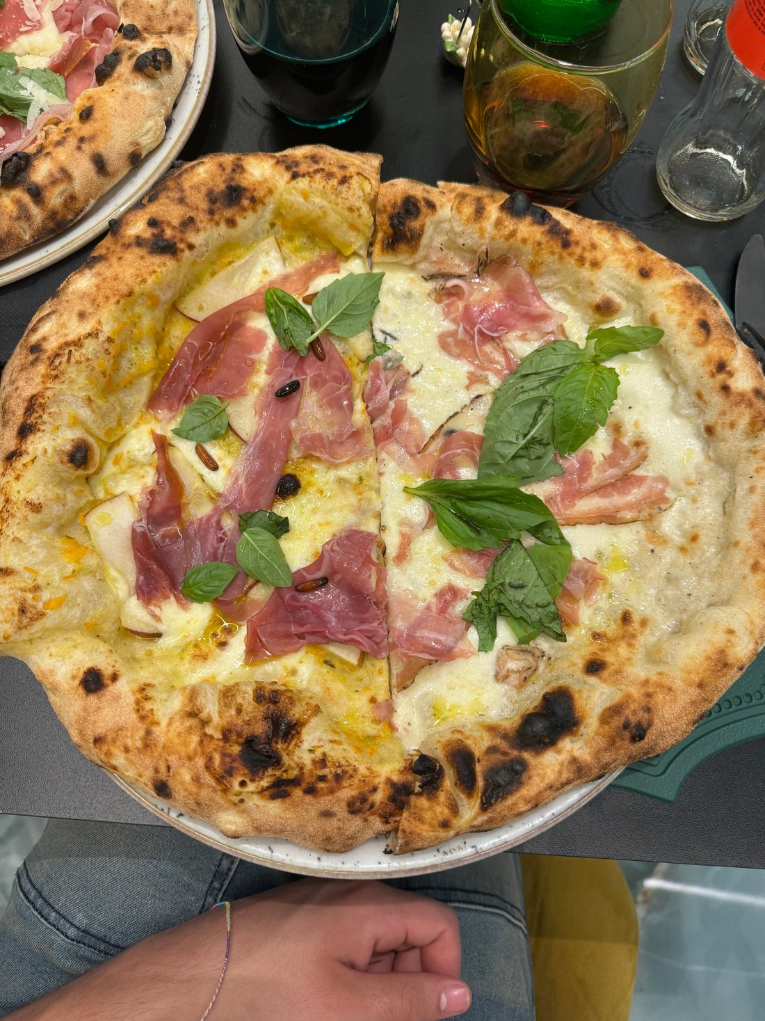 LA BOUTIQUE DELLA PIZZA DI ANTONIO ESPOSITO, Naples - Restaurant Reviews,  Phone Number & Photos - Tripadvisor