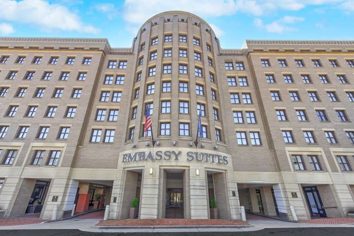 EMBASSY SUITES BY HILTON ALEXANDRIA OLD TOWN: UPDATED 2024 Hotel ...