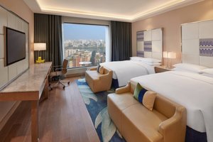 Room & Suite
