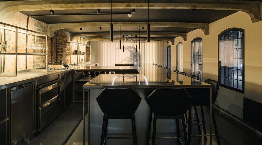 Albatross - Dining Room