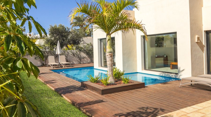 VILLA DELUXE 