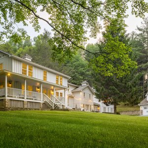 European inspired farmhouse with six luxury guest rooms.