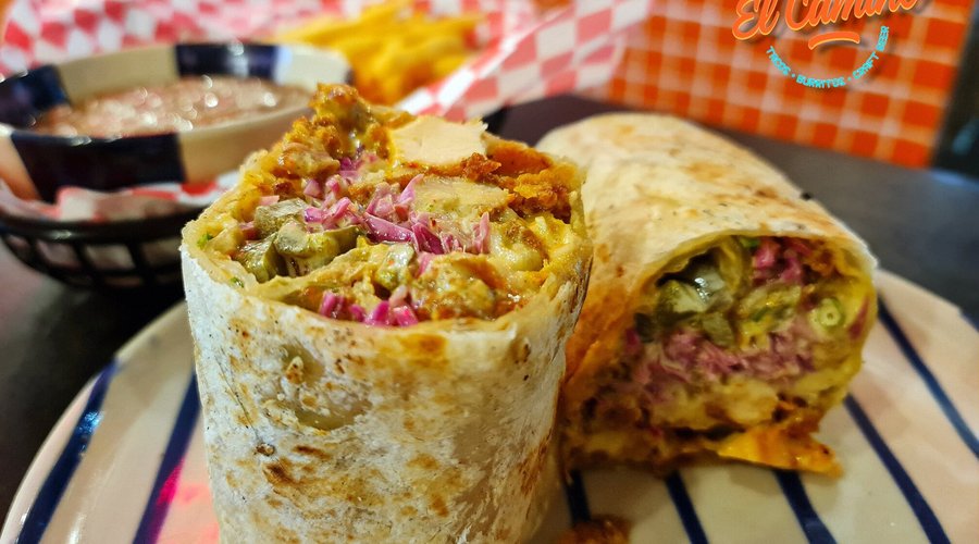 El Camino Taqueria is the perfect place to enjoy a delicious Mexican meal with a Korean twist 🔥Our menu features a wide variety of Tacos, burritos, quesadilla and moree All made with fresh, high-quality ingredients. We also have a full bar now so you can enjoy your meal with a our signature Margaritas or other Mexican beverage