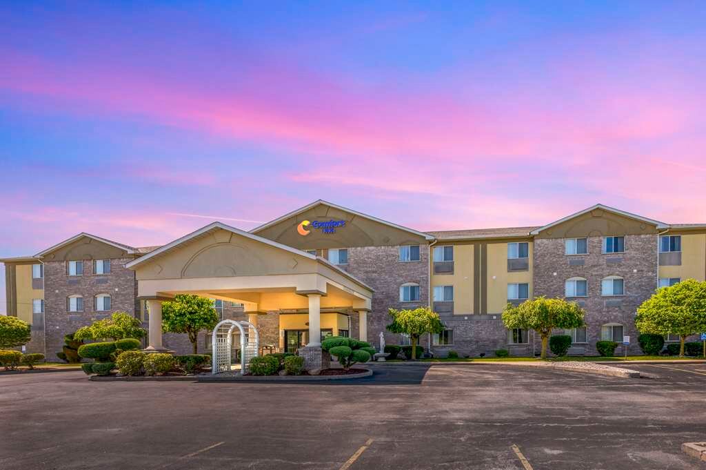 Comfort fashion inn 1702 toll gate dr maumee oh tripadvisor