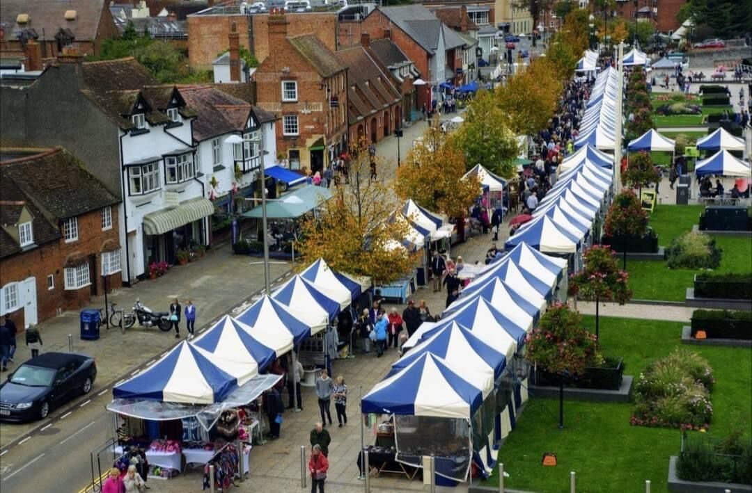 Waterside Upmarket (Stratford-upon-Avon) - Alles wat u moet weten ...