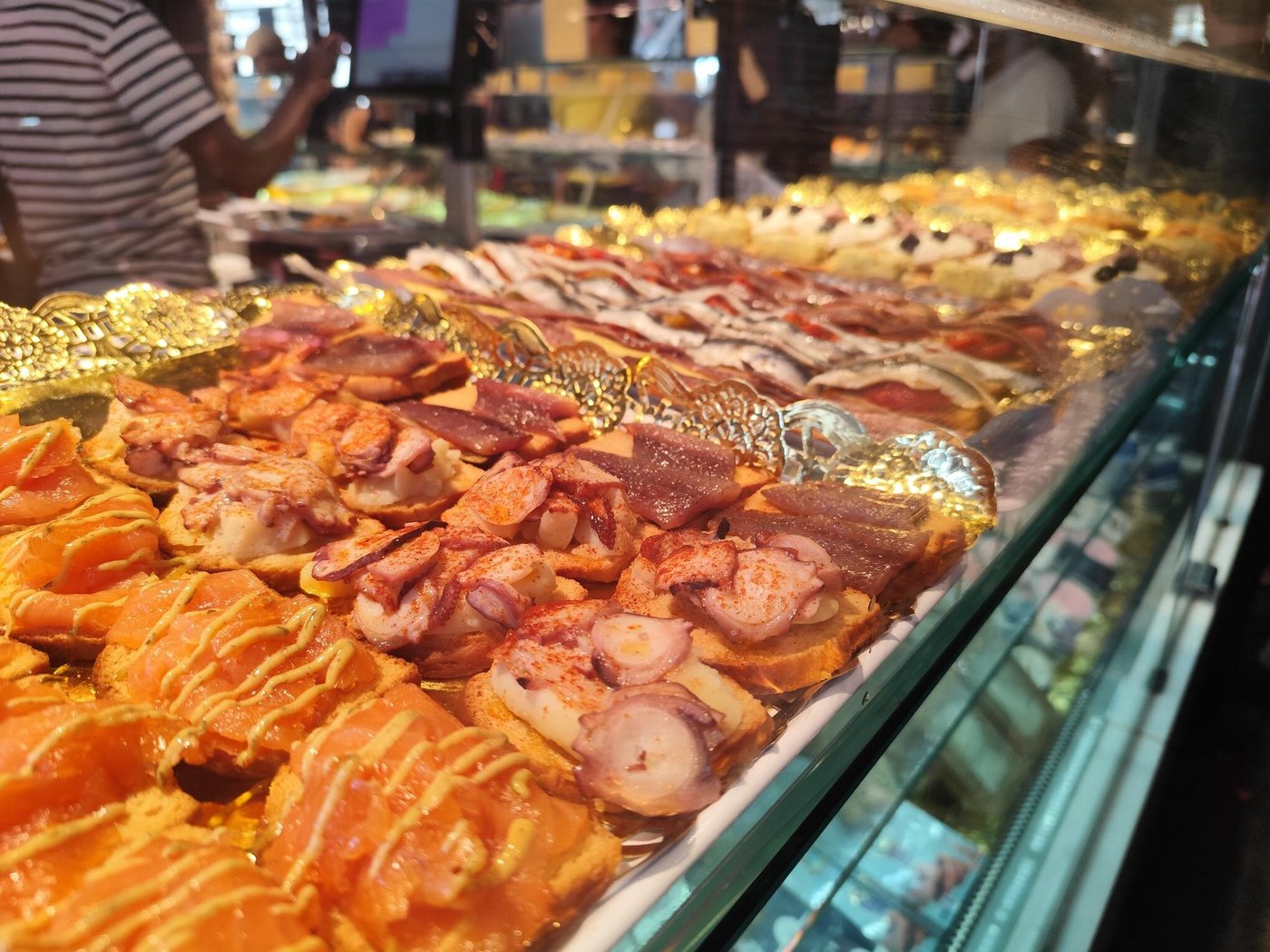 MERCADO DE SAN MIGUEL, Madrid - Austrias - Restaurant Reviews, Photos ...