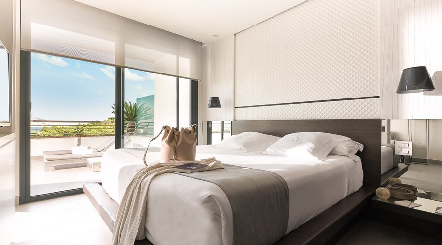 Room Deluxe